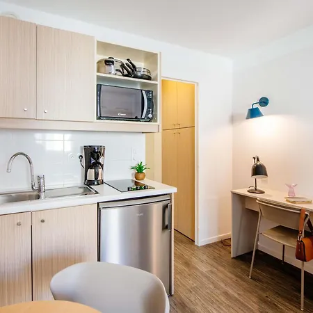 Adagio Access Prado Perier Marseilles