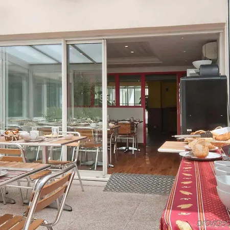 Adagio Access Prado Perier Marseilles